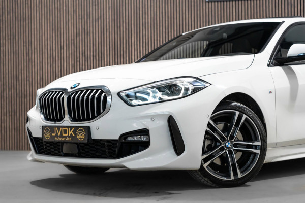 BMW 1-serie 116i M Sport LED NAVI PANO CAMERA