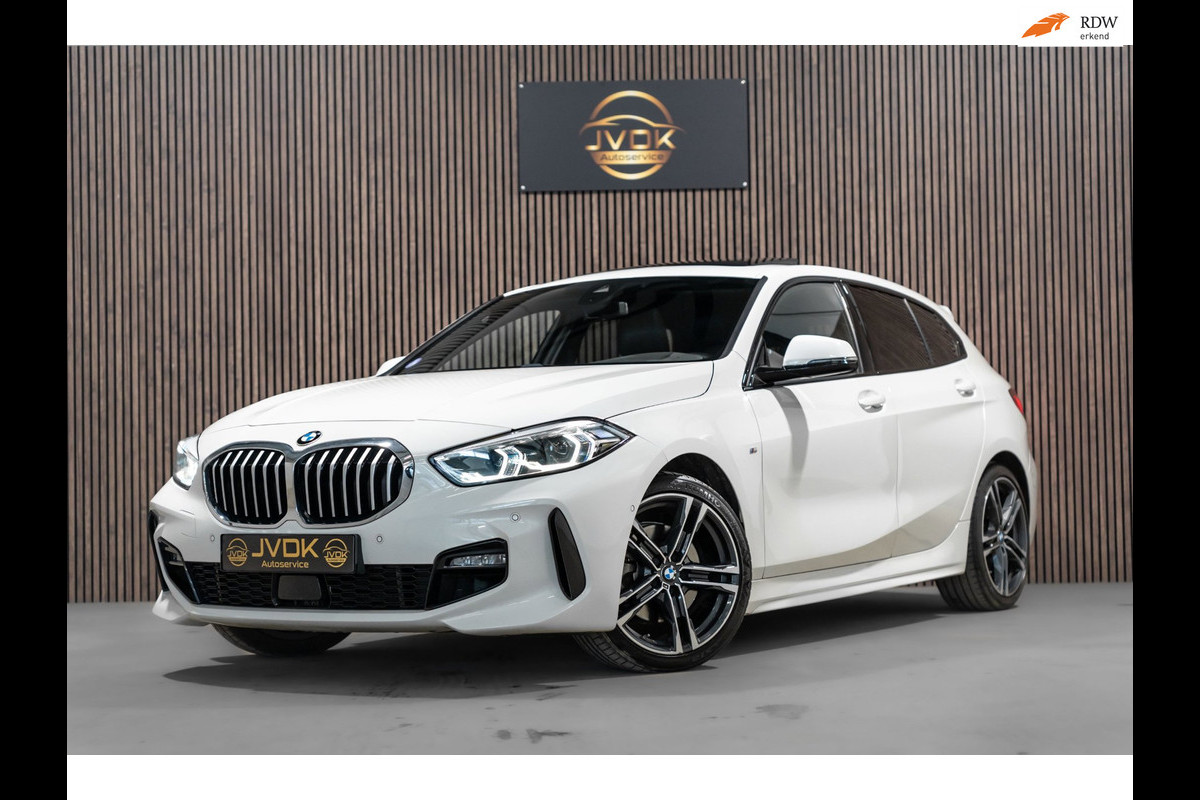 BMW 1-serie 116i M Sport LED NAVI PANO CAMERA