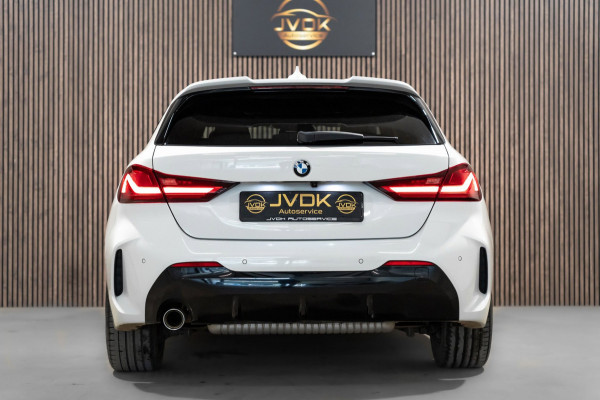 BMW 1-serie 116i M Sport LED NAVI PANO CAMERA