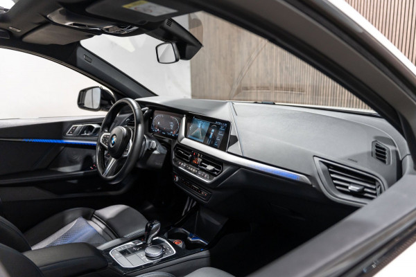 BMW 1-serie 116i M Sport LED NAVI PANO CAMERA