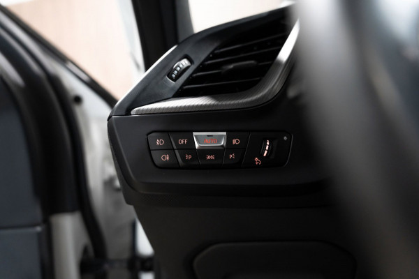 BMW 1-serie 116i M Sport LED NAVI PANO CAMERA