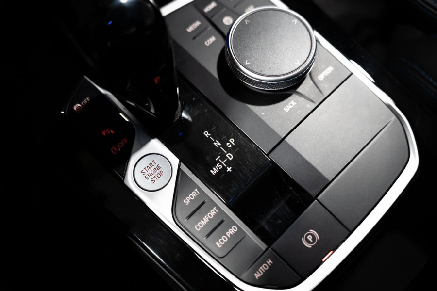 BMW 1-serie 116i M Sport LED NAVI PANO CAMERA