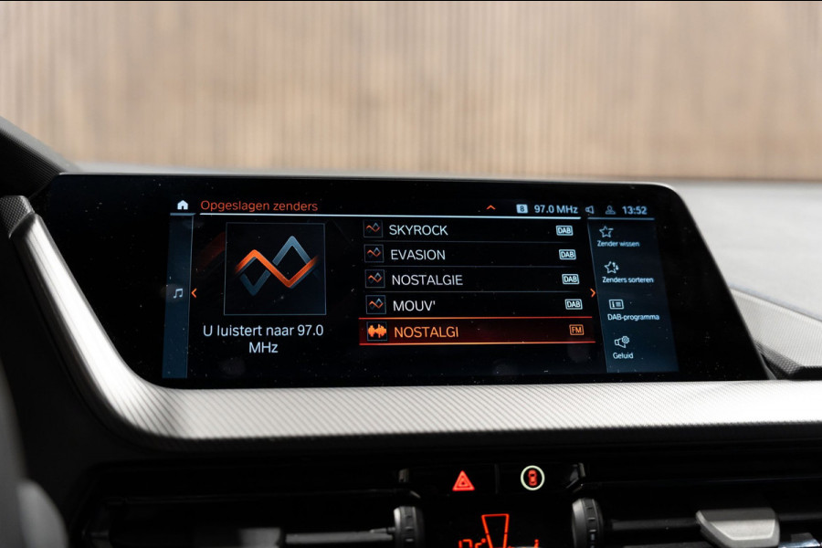 BMW 1-serie 116i M Sport LED NAVI PANO CAMERA