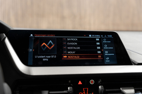 BMW 1-serie 116i M Sport LED NAVI PANO CAMERA