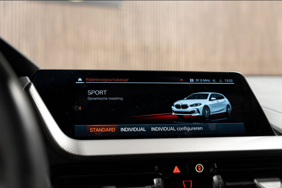 BMW 1-serie 116i M Sport LED NAVI PANO CAMERA