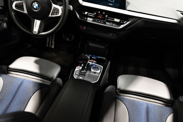 BMW 1-serie 116i M Sport LED NAVI PANO CAMERA