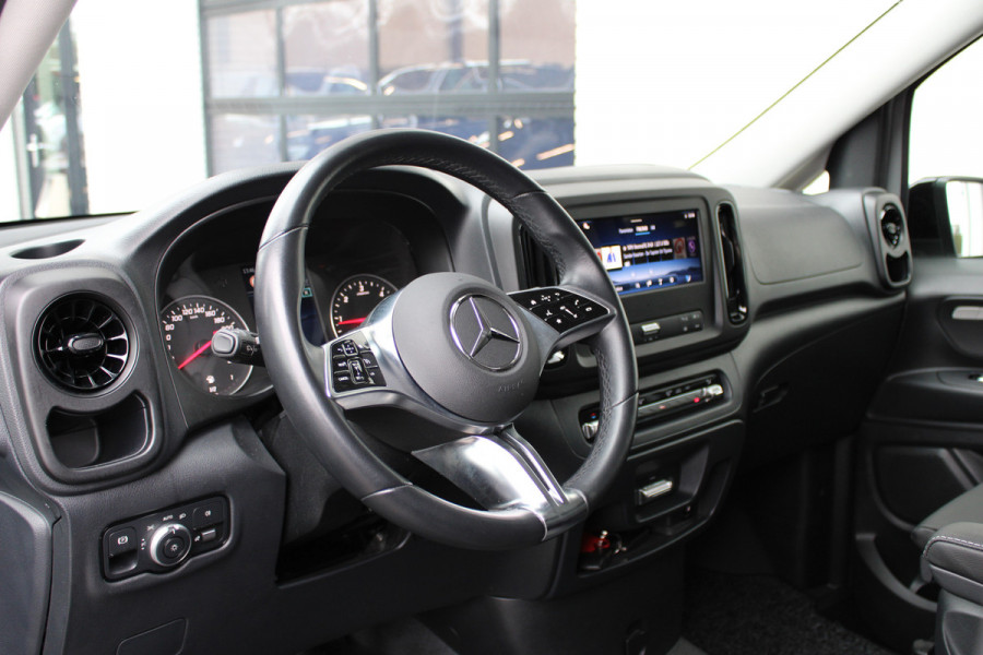 Mercedes-Benz Vito 119 CDI / Aut / Lang / DC / 2x Schuifdeur / Leer / Led / Camera / Vol Opties / NIEUWSTAAT