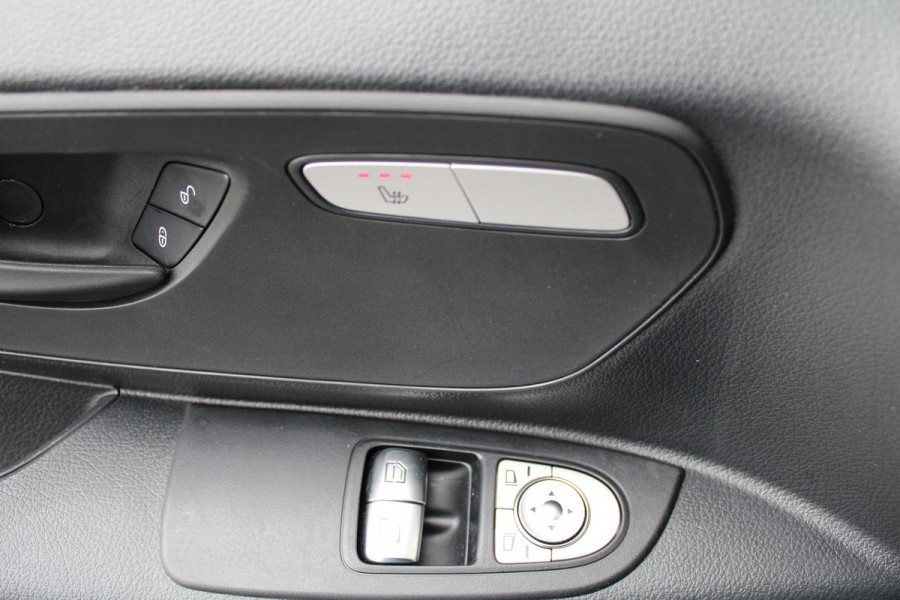 Mercedes-Benz Vito 119 CDI / Aut / Lang / DC / 2x Schuifdeur / Leer / Led / Camera / Vol Opties / NIEUWSTAAT