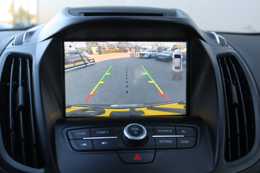 Ford Kuga 1.5 EcoB. 150PK ST Line X Pano-dak/Winter-pack/Camera/Navigatie/Parkeerhulp/Carplay-android