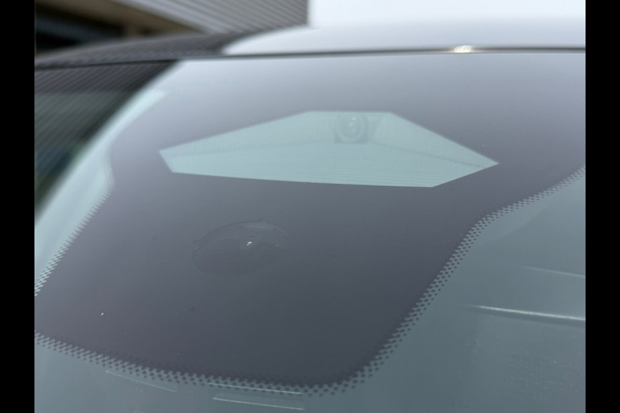 Opel Astra 1.2 Elegance Automaat 130 Pk / Navi Carplay / Climate / Camera / Cruise / Lichtmetaal.