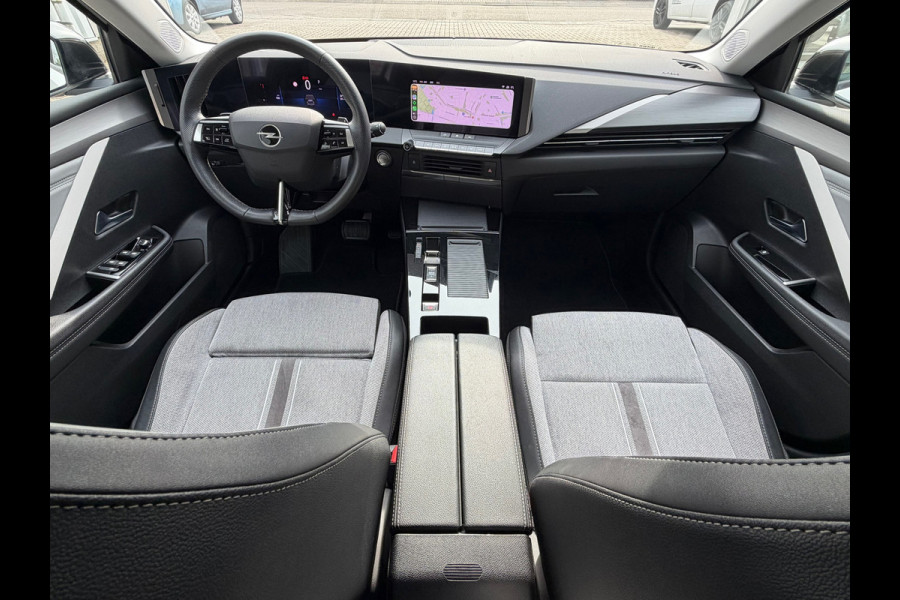 Opel Astra 1.2 Elegance Automaat 130 Pk / Navi Carplay / Climate / Camera / Cruise / Lichtmetaal.