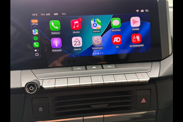 Opel Astra 1.2 Elegance Automaat 130 Pk / Navi Carplay / Climate / Camera / Cruise / Lichtmetaal.