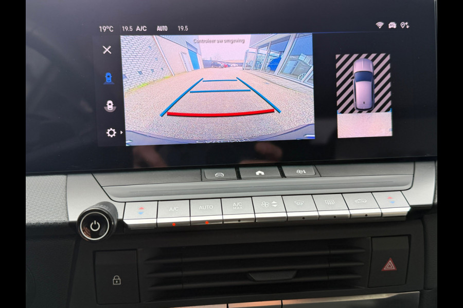 Opel Astra 1.2 Elegance Automaat 130 Pk / Navi Carplay / Climate / Camera / Cruise / Lichtmetaal.