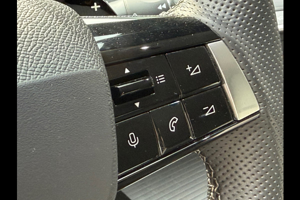 Opel Astra 1.2 Elegance Automaat 130 Pk / Navi Carplay / Climate / Camera / Cruise / Lichtmetaal.