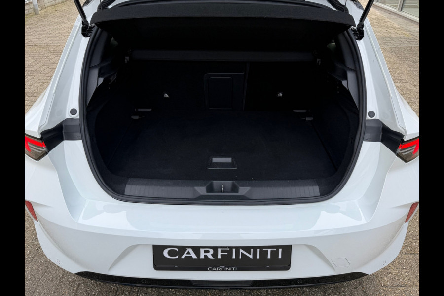 Opel Astra 1.2 Elegance Automaat 130 Pk / Navi Carplay / Climate / Camera / Cruise / Lichtmetaal.