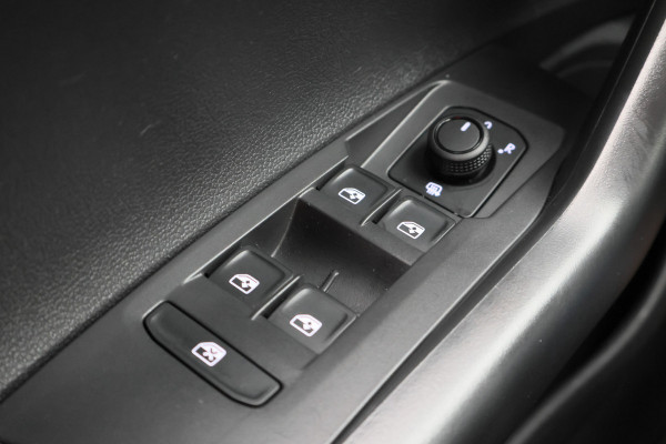 Volkswagen Polo 1.0 TSI Life Virtual Cockpit, ACC, Apple Carplay, LED, PDC, 15"
