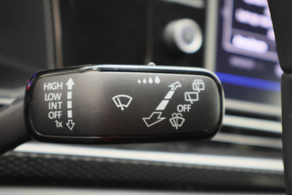 Volkswagen Polo 1.0 TSI Life Virtual Cockpit, ACC, Apple Carplay, LED, PDC, 15"