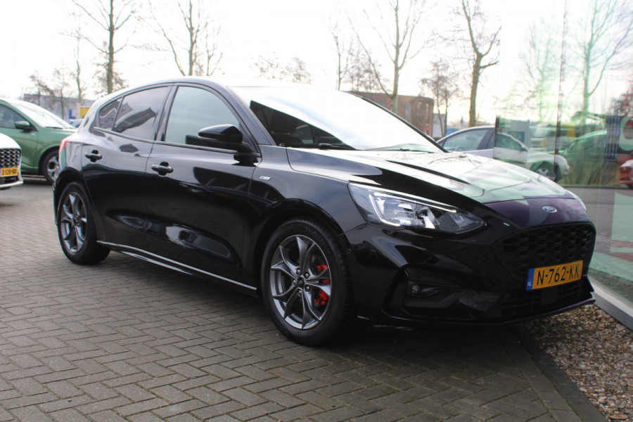 Ford Focus 1.0 EcoBoost Hybrid ST Line X Business Full options | Winter Pack