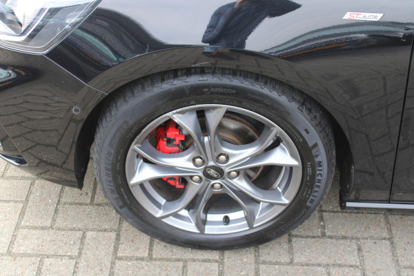 Ford Focus 1.0 EcoBoost Hybrid ST Line X Business Full options | Winter Pack