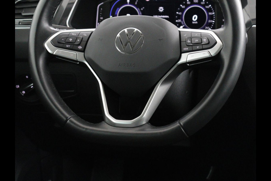 Volkswagen Tiguan 1.4 TSI eHybrid Comfortline | SOH 87% | Panoramadak | Camera | Carplay | Adaptive cruise | Keyless | Navigatie | Full LED | Climate control | Virtual Cockpit | Sfeerverlichting | PHEV | Plug In