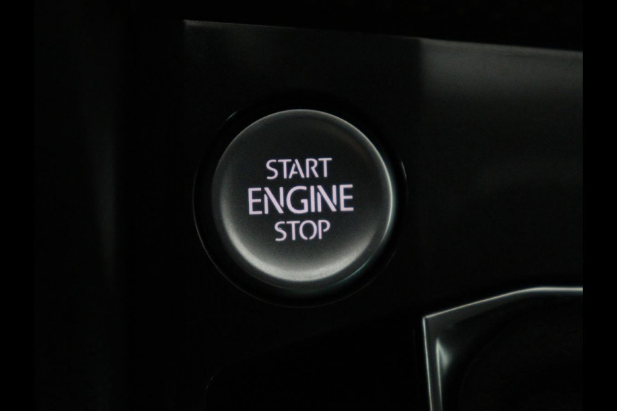 Volkswagen Tiguan 1.4 TSI eHybrid Comfortline | SOH 87% | Panoramadak | Camera | Carplay | Adaptive cruise | Keyless | Navigatie | Full LED | Climate control | Virtual Cockpit | Sfeerverlichting | PHEV | Plug In