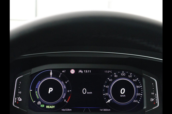 Volkswagen Tiguan 1.4 TSI eHybrid Comfortline | SOH 87% | Panoramadak | Camera | Carplay | Adaptive cruise | Keyless | Navigatie | Full LED | Climate control | Virtual Cockpit | Sfeerverlichting | PHEV | Plug In