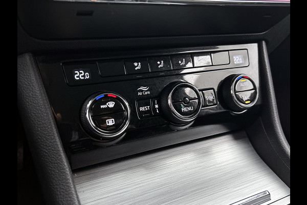 Škoda Superb Combi 1.5 TSI 6 Versn. ACT / Business Edition / Trekhaak / Pdc./ Airco-ecc./ Xenon / Navigatie / Radio multimedia / Apk 05-2026