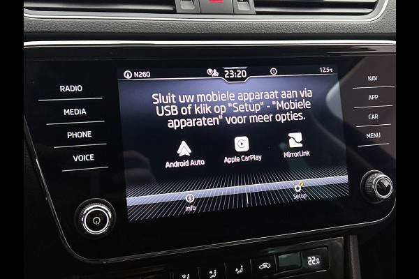 Škoda Superb Combi 1.5 TSI 6 Versn. ACT / Business Edition / Trekhaak / Pdc./ Airco-ecc./ Xenon / Navigatie / Radio multimedia / Apk 05-2026