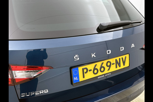 Škoda Superb Combi 1.5 TSI 6 Versn. ACT / Business Edition / Trekhaak / Pdc./ Airco-ecc./ Xenon / Navigatie / Radio multimedia / Apk 05-2026