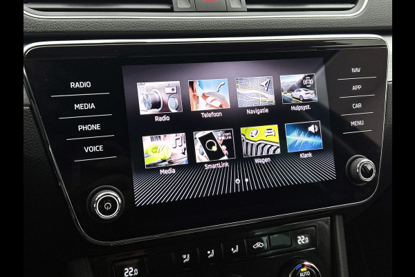 Škoda Superb Combi 1.5 TSI 6 Versn. ACT / Business Edition / Trekhaak / Pdc./ Airco-ecc./ Xenon / Navigatie / Radio multimedia / Apk 05-2026