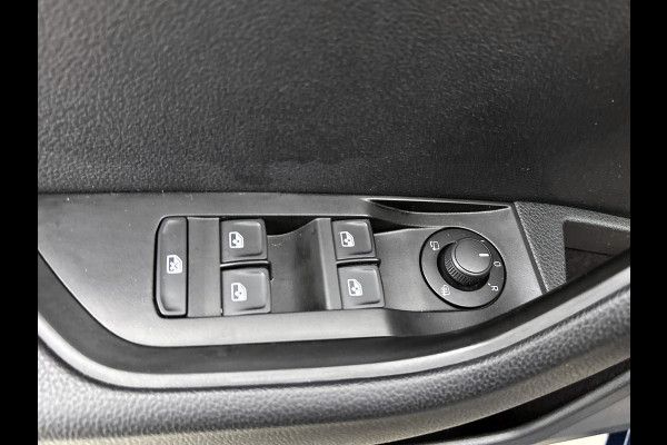 Škoda Superb Combi 1.5 TSI 6 Versn. ACT / Business Edition / Trekhaak / Pdc./ Airco-ecc./ Xenon / Navigatie / Radio multimedia / Apk 05-2026