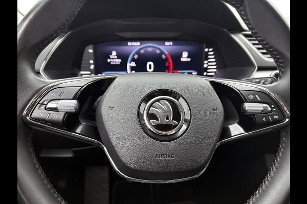 Škoda Superb Combi 1.5 TSI 6 Versn. ACT / Business Edition / Trekhaak / Pdc./ Airco-ecc./ Xenon / Navigatie / Radio multimedia / Apk 05-2026