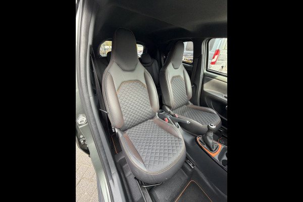 Toyota Aygo X 1.0 VVT-i MT Limited (Camera - Automatische Airco - Stoelverwarming - Keyless Entry - LED - Parkeersensoren V+A - Navigatie - Ad