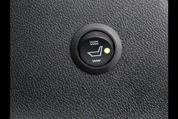 Škoda Octavia 1.4 TSI iV PHEV Business Edition | SOH 92% | Stoelverwarming | Carplay | Navigatie | Parkeerhulp | Digital Cockpit | Chrome pakket | Full LED | Climate control | Bluetooth | Cruise control | Plug In