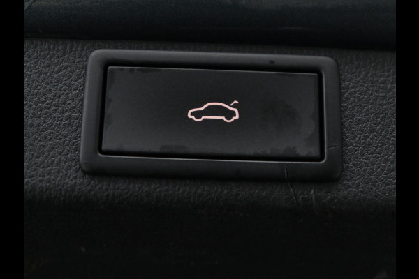 Škoda Octavia 1.4 TSI iV PHEV Business Edition | SOH 92% | Stoelverwarming | Carplay | Navigatie | Parkeerhulp | Digital Cockpit | Chrome pakket | Full LED | Climate control | Bluetooth | Cruise control | Plug In