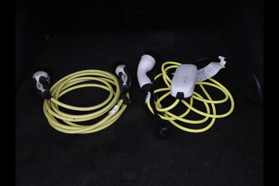 Škoda Octavia 1.4 TSI iV PHEV Business Edition | SOH 92% | Stoelverwarming | Carplay | Navigatie | Parkeerhulp | Digital Cockpit | Chrome pakket | Full LED | Climate control | Bluetooth | Cruise control | Plug In