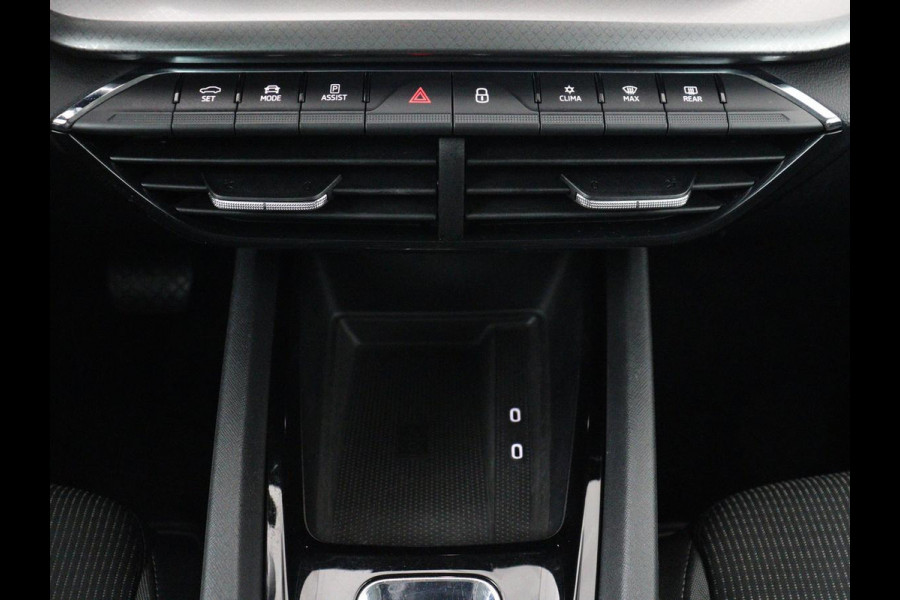 Škoda Octavia 1.4 TSI iV PHEV Business Edition | SOH 92% | Stoelverwarming | Carplay | Navigatie | Parkeerhulp | Digital Cockpit | Chrome pakket | Full LED | Climate control | Bluetooth | Cruise control | Plug In