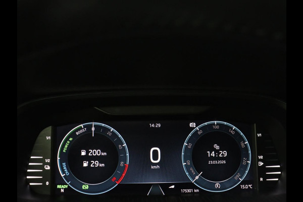 Škoda Octavia 1.4 TSI iV PHEV Business Edition | SOH 92% | Stoelverwarming | Carplay | Navigatie | Parkeerhulp | Digital Cockpit | Chrome pakket | Full LED | Climate control | Bluetooth | Cruise control | Plug In