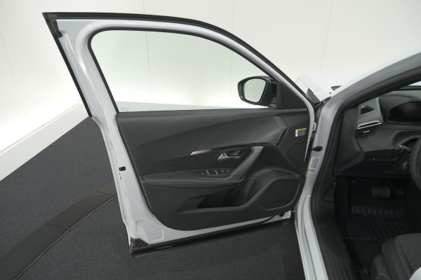 Peugeot 2008 1.2 Hybrid 145 Allure | 360 Camera | Adaptieve Cruise Control | Dodehoekdetectie | Apple Carplay