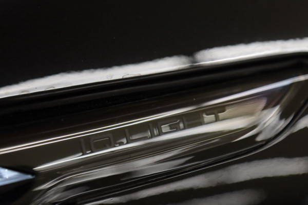 Volkswagen Golf 2.0 TSI GTI CLUBSPORT BLACKSTYLE /PANO/HK/HUD/CARPLAY/IQ/VOLL