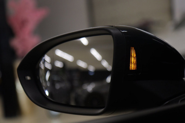 Volkswagen Golf 2.0 TSI GTI CLUBSPORT BLACKSTYLE /PANO/HK/HUD/CARPLAY/IQ/VOLL