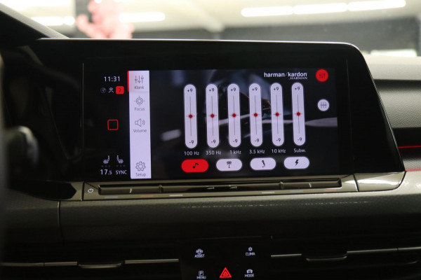 Volkswagen Golf 2.0 TSI GTI CLUBSPORT BLACKSTYLE /PANO/HK/HUD/CARPLAY/IQ/VOLL