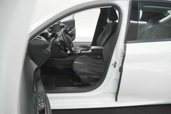 Peugeot 208 PureTech 100 Allure | Parkeersensoren | Apple Carplay | Stoelverwarming