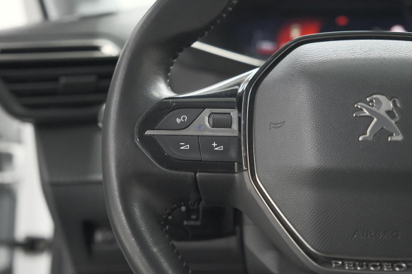 Peugeot 208 PureTech 100 Allure | Parkeersensoren | Apple Carplay | Stoelverwarming