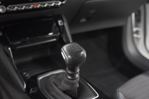 Peugeot 208 PureTech 100 Allure | Parkeersensoren | Apple Carplay | Stoelverwarming