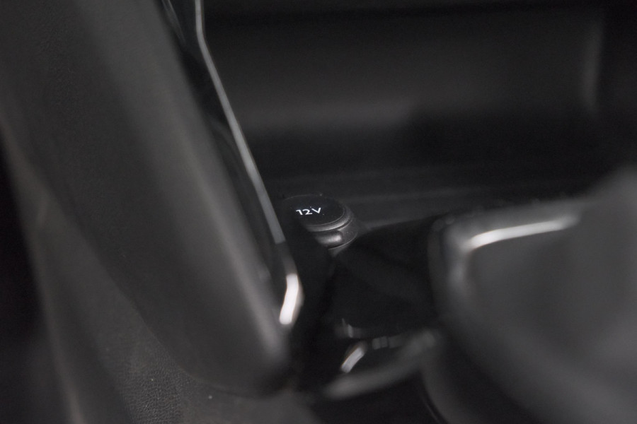 Peugeot 208 PureTech 100 Allure | Parkeersensoren | Apple Carplay | Stoelverwarming