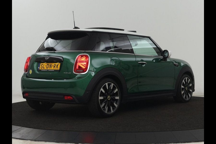 MINI Mini Electric Yours 33kWh | SOH 100% | Panoramadak | Leder | Stoelverwarming | Camera | Warmtepomp | Keyless | Head-Up | Carplay | Navigatie | Full LED | Park Assist