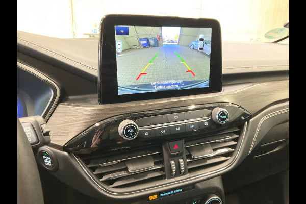 Ford Kuga 2.5 PHEV Vignale 225pk | Wegklapbare trekhaak | Panoramadak | Head up Display | Adaptive cruise control | Dodehoeksensoren | Lederen bekleding