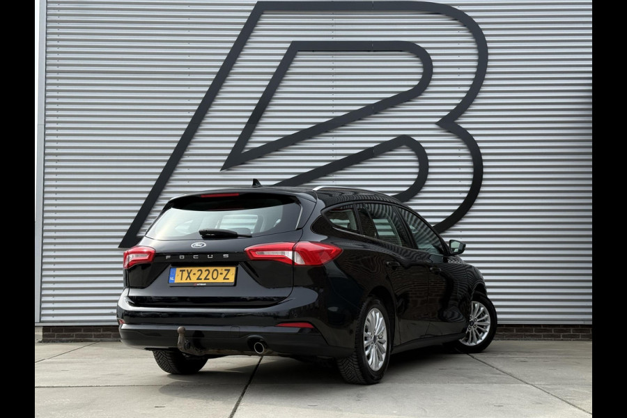 Ford FOCUS Wagon 1.0 EcoBoost Titanium Business Navi|Cruise|Trekhaak|Stoel+Stuur verw|Carplay|B&O|PDC V+A|N.A.P|Apk tot 11-2026