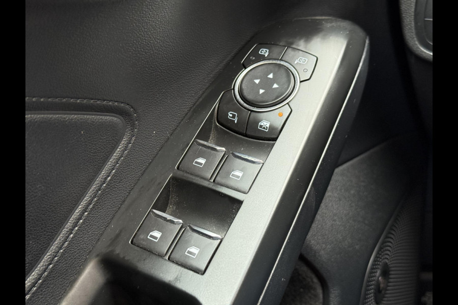 Ford FOCUS Wagon 1.0 EcoBoost Titanium Business Navi|Cruise|Trekhaak|Stoel+Stuur verw|Carplay|B&O|PDC V+A|N.A.P|Apk tot 11-2026